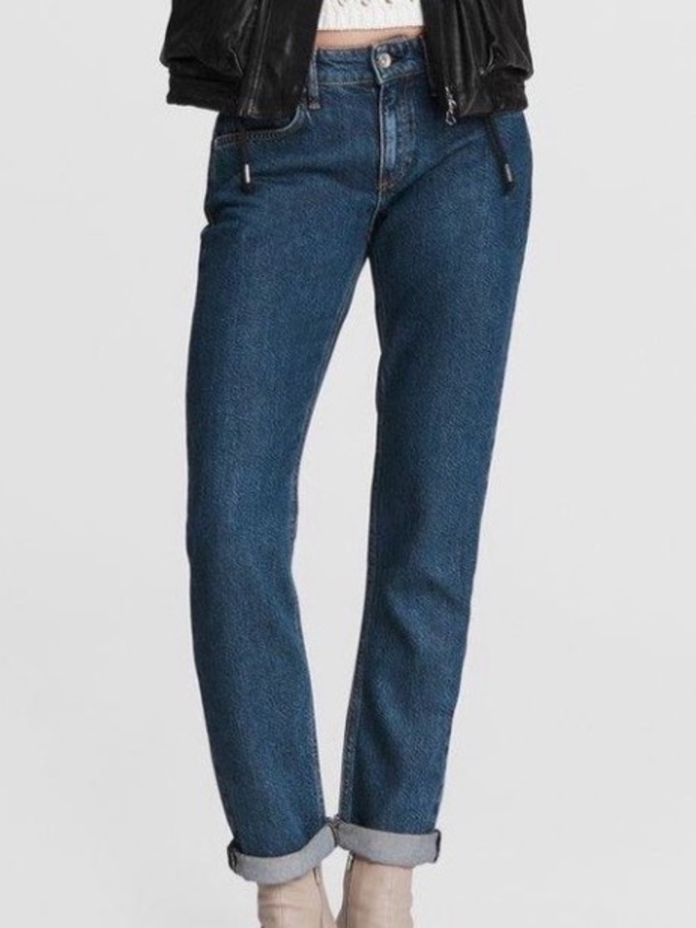rag & bone
Featherweight Dre Low-Rise Boyfriend size 27 in Lily